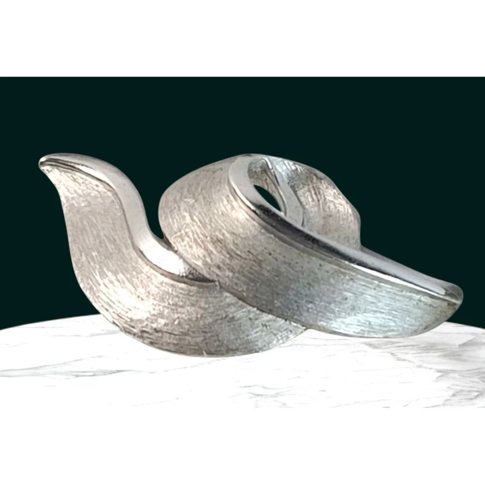 Vintage Trifari Brushed Silver Tone Swirl Brooch Pin Signed